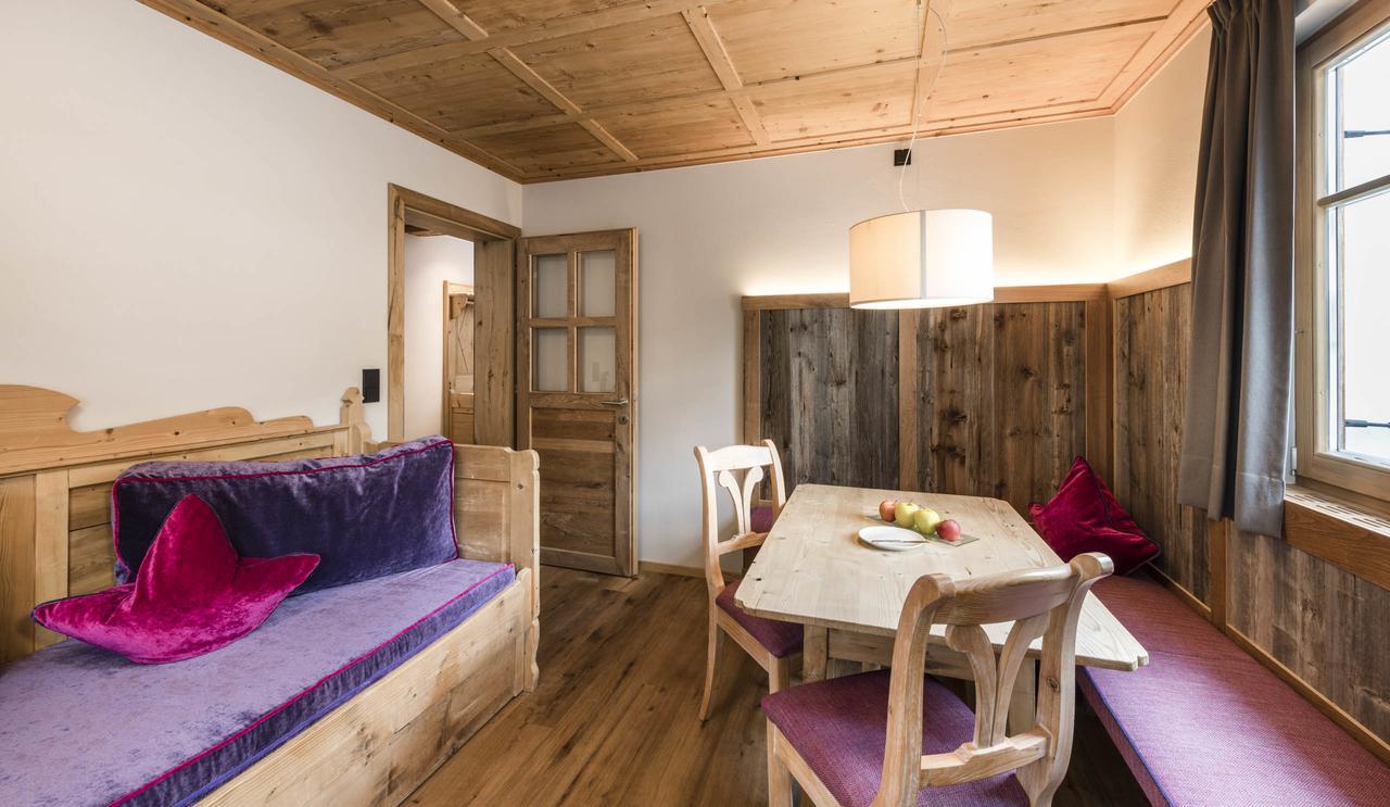 Mirabell Dolomites Hotel - Luxury Ayurveda & Spa Olang ภายนอก รูปภาพ